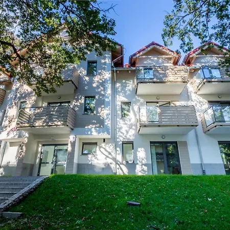 Διαμέρισμα Bluesky - Centrum Karpacza, Blisko Pkp I Sklepow, Balkon, Automatyczny Check-in, Spokojna Zielona Okolica Karpacz