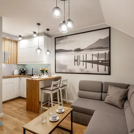 Διαμέρισμα Bluesky - Centrum Karpacza, Blisko Pkp I Sklepow, Balkon, Automatyczny Check-in, Spokojna Zielona Okolica Karpacz