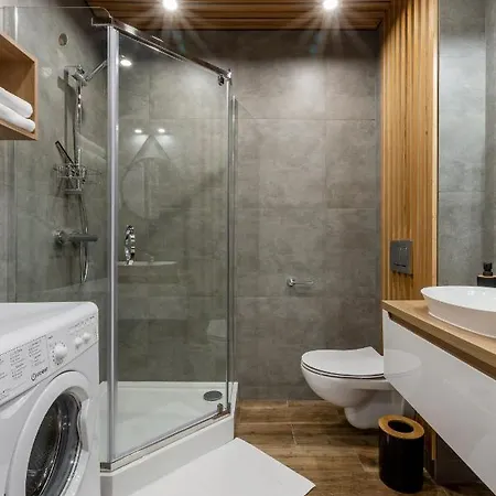 Bluesky - Nad Lomnica 2b - Blisko Dworca Pkp, Centrum Karpacza I Sklepow, W Zielonej Okolicy * 카르파츠