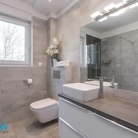 아파트 Bluesky - Nad Lomnica 2b - Blisko Dworca Pkp, Centrum Karpacza I Sklepow, W Zielonej Okolicy 카르파츠