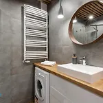 Apartamenty BlueSky - Nad Łomnicą 2B - blisko dworca PKP, centrum Karpacza i sklepów, w zielonej okolicy