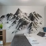 Apartamento Apartamenty BlueSky - Nad Łomnicą 2B - blisko dworca PKP, centrum Karpacza i sklepów, w zielonej okolicy *