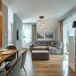 Apartamenty BlueSky - Nad Łomnicą 2B - blisko dworca PKP, centrum Karpacza i sklepów, w zielonej okolicy