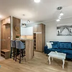 Apartamenty BlueSky - Nad Łomnicą 2B - blisko dworca PKP, centrum Karpacza i sklepów, w zielonej okolicy