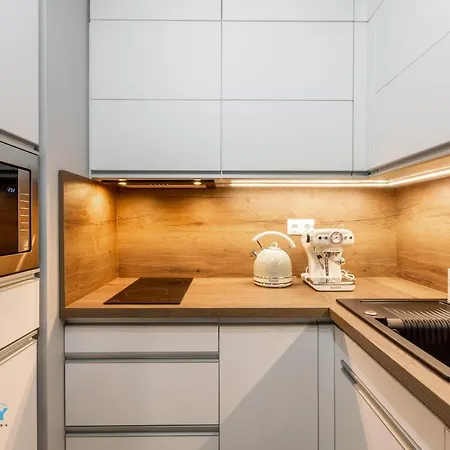 شقة Bluesky - Nad Lomnica 2b - Blisko Dworca Pkp, Centrum Karpacza I Sklepow, W Zielonej Okolicy