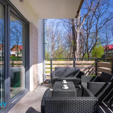 Apartamenty BlueSky - Nad Łomnicą 2B - blisko dworca PKP, centrum Karpacza i sklepów, w zielonej okolicy *