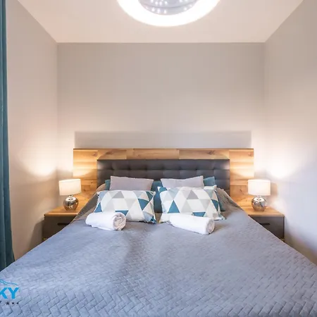 Apartamenty BlueSky - Nad Łomnicą 2B - blisko dworca PKP, centrum Karpacza i sklepów, w zielonej okolicy Karpacz