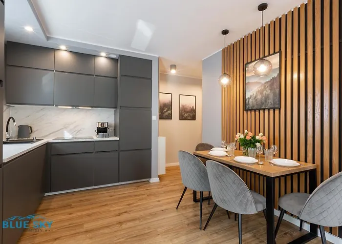 Bluesky - Nad Lomnica 2b - Blisko Dworca Pkp, Centrum Karpacza I Sklepow, W Zielonej Okolicy 카르파츠