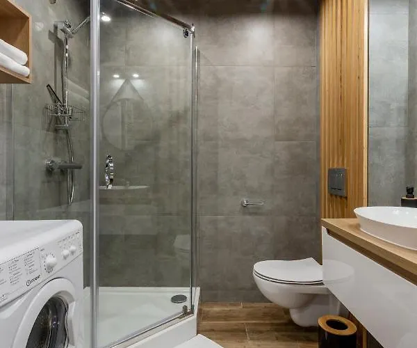 Bluesky - Nad Lomnica 2b - Blisko Dworca Pkp, Centrum Karpacza I Sklepow, W Zielonej Okolicy * 카르파츠